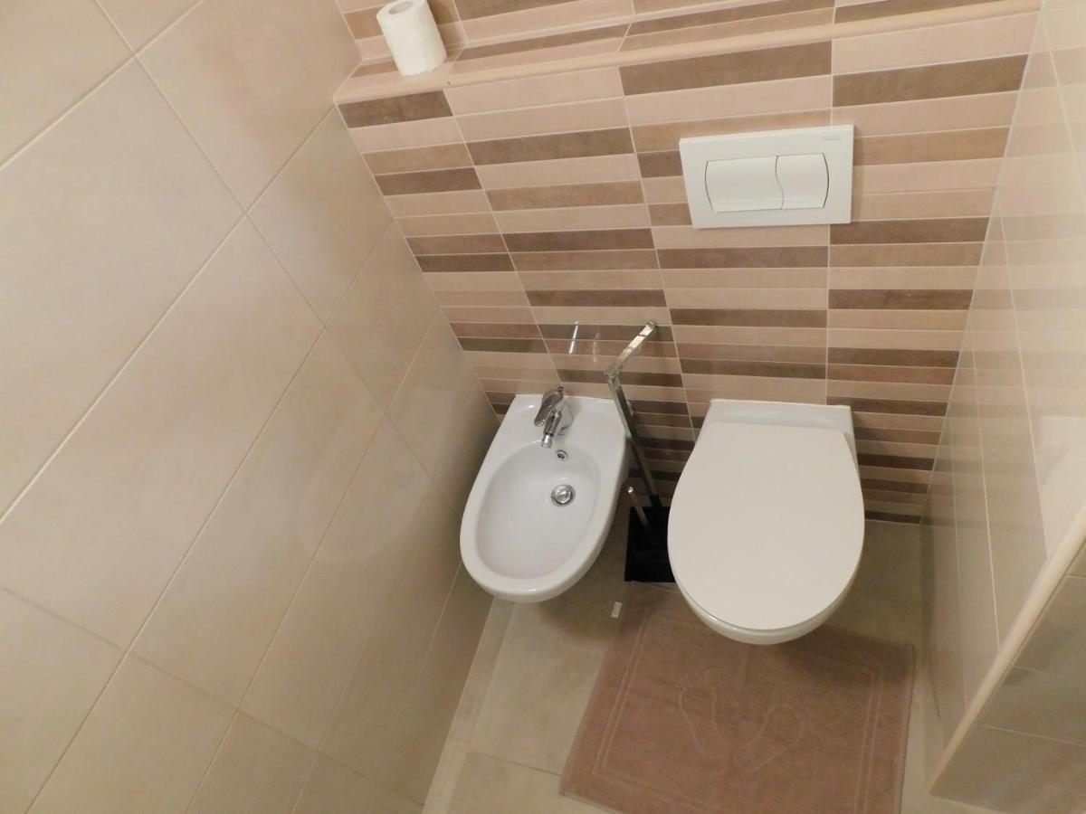 Apartments Marica Krk Town Luaran gambar