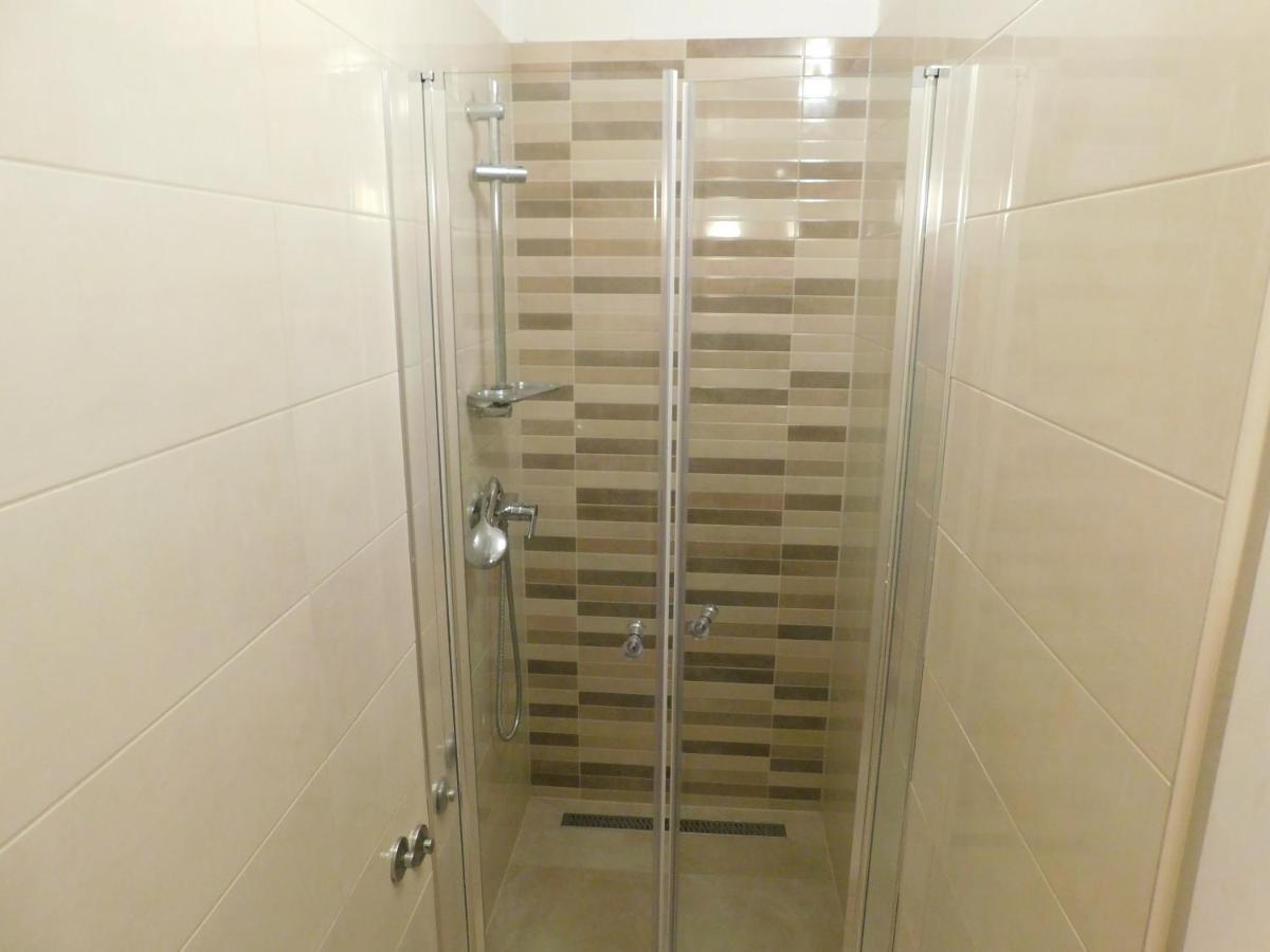 Apartments Marica Krk Town Luaran gambar