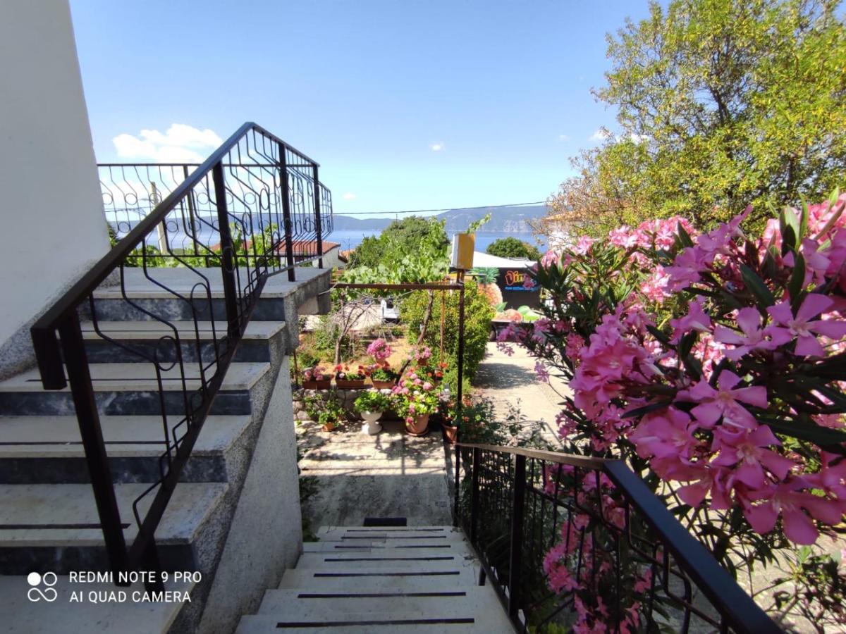 Apartments Marica Krk Town Luaran gambar