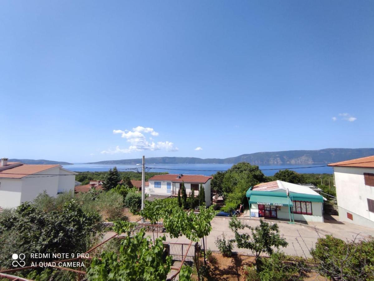 Apartments Marica Krk Town Luaran gambar